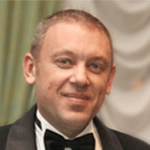Мохов Дмитрий Евгеньевич -- директор Института остеопатии